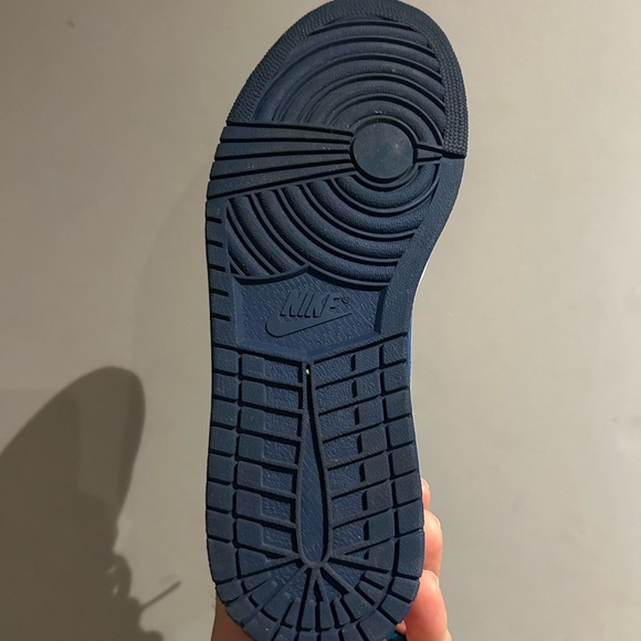 Jordan 1 KO “Blue Saphire”- sz 8.5 (No Box) - Picture 4 of 6